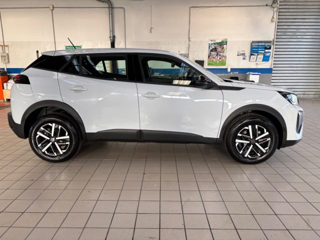 PEUGEOT 2008 usata, con Autoradio