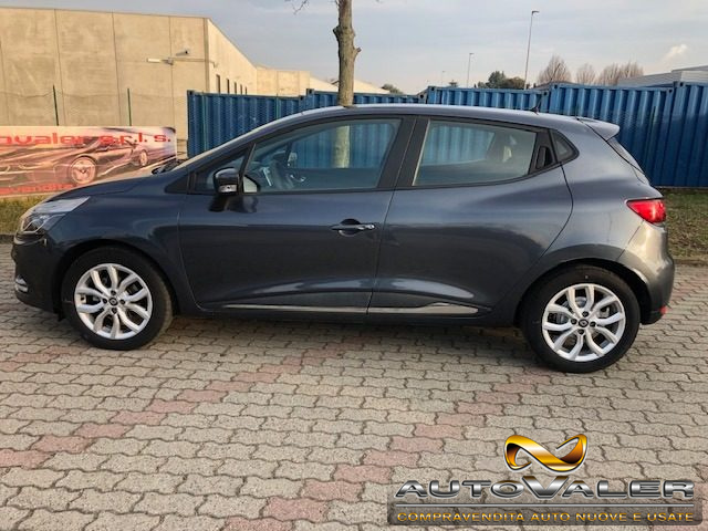 RENAULT Clio usata, con Autoradio