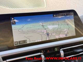 BMW 330 usata, con Fari LED