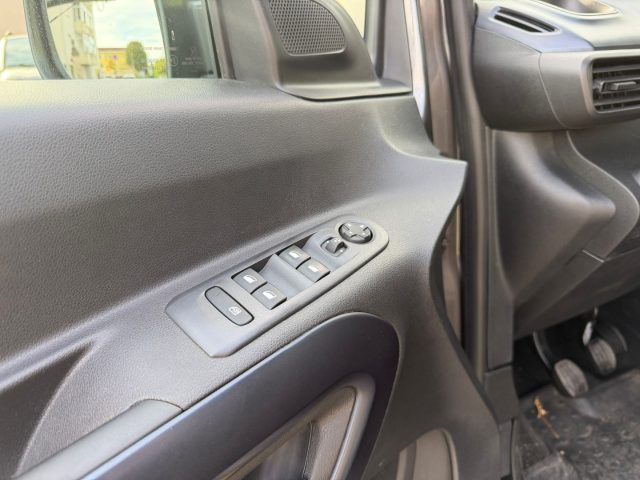 PEUGEOT Rifter usata, con Autoradio