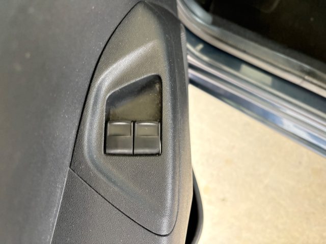 PEUGEOT 108 usata 40