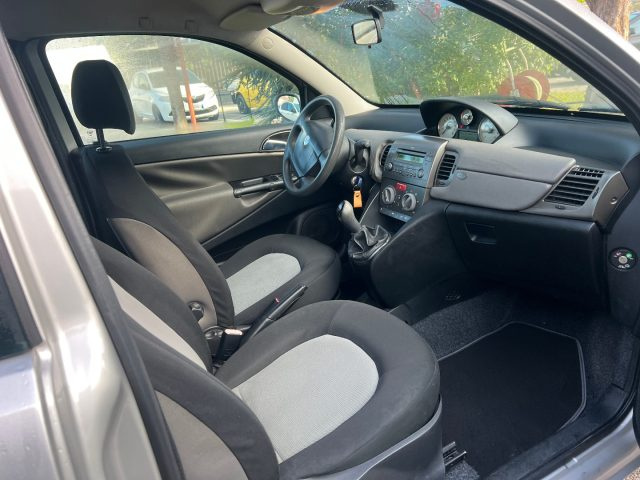 LANCIA Ypsilon usata, con Chiusura centralizzata