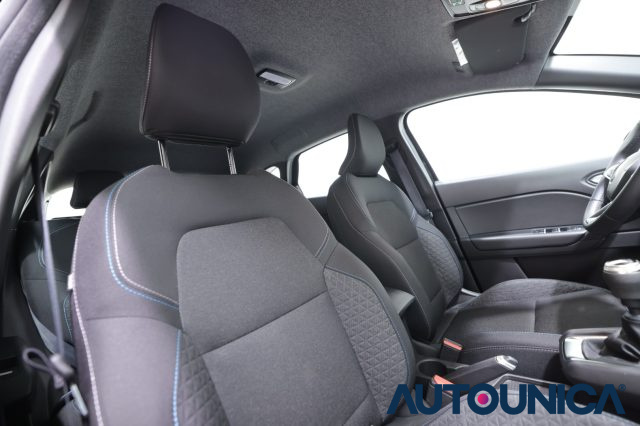 RENAULT Captur usata 42