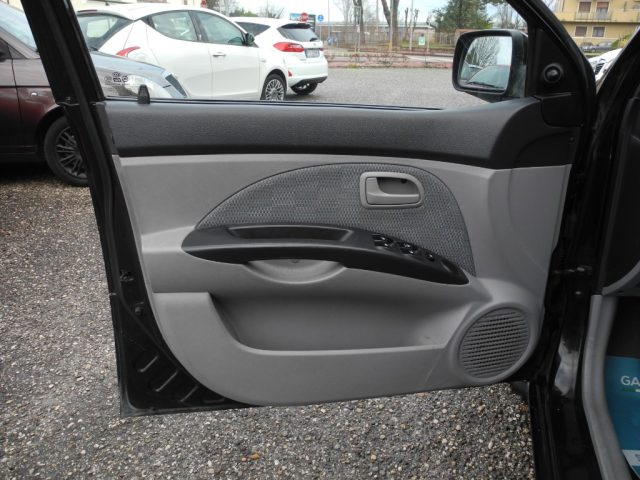 KIA Picanto usata 32