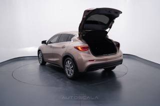 INFINITI Q30 usata 33