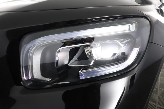 MERCEDES-BENZ GLB 180 usata 7