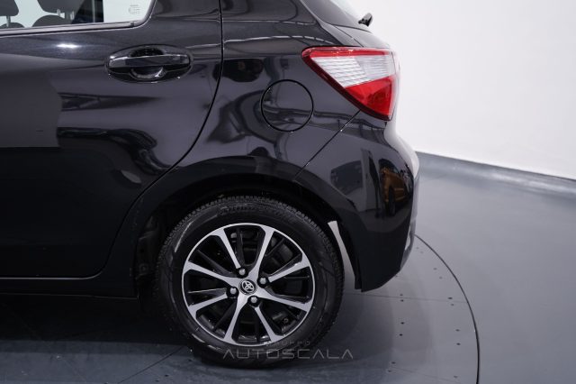TOYOTA Yaris usata, con Telecamera per parcheggio assistito