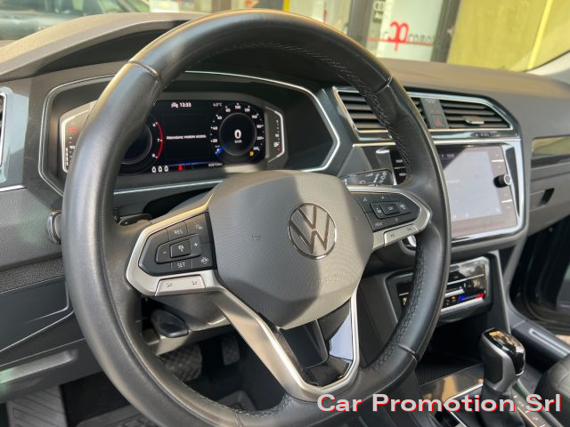 VOLKSWAGEN Tiguan usata, con Autoradio