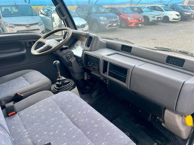 NISSAN Cabstar usata 7