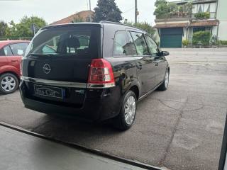 OPEL Zafira usata, con Chiusura centralizzata telecomandata