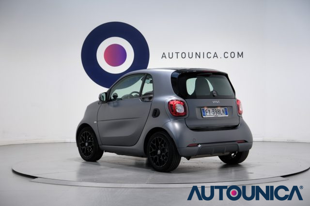 SMART ForTwo usata, con USB