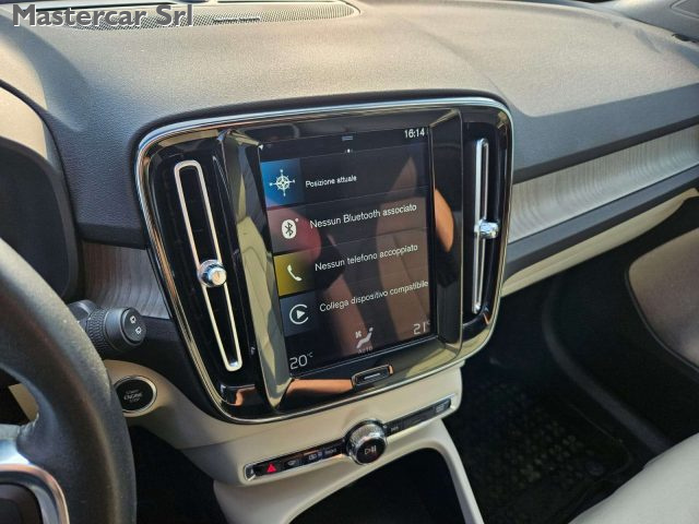 VOLVO XC40 usata, con USB