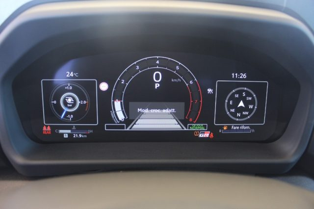 TOYOTA Yaris usata, con Cruise Control