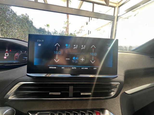 PEUGEOT 3008 usata, con Luci diurne LED