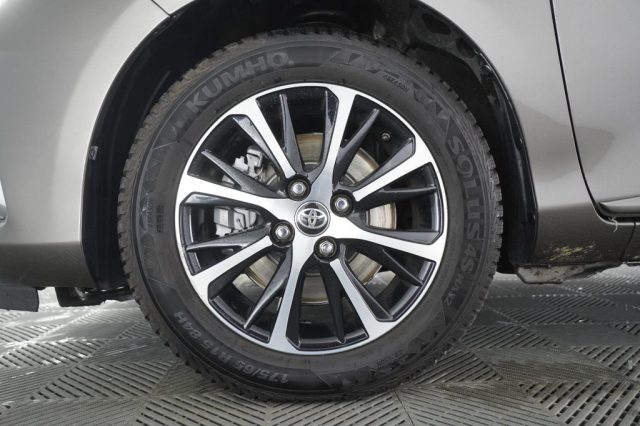 TOYOTA Yaris usata 7