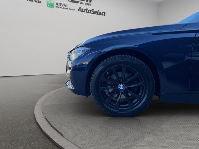 BMW 318 usata, con Sensore di pioggia
