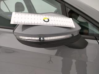 VOLKSWAGEN Golf usata, con Luci diurne