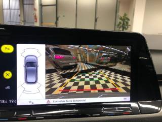 VOLKSWAGEN Golf usata, con Autoradio digitale