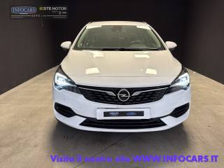 OPEL Astra usata, con USB