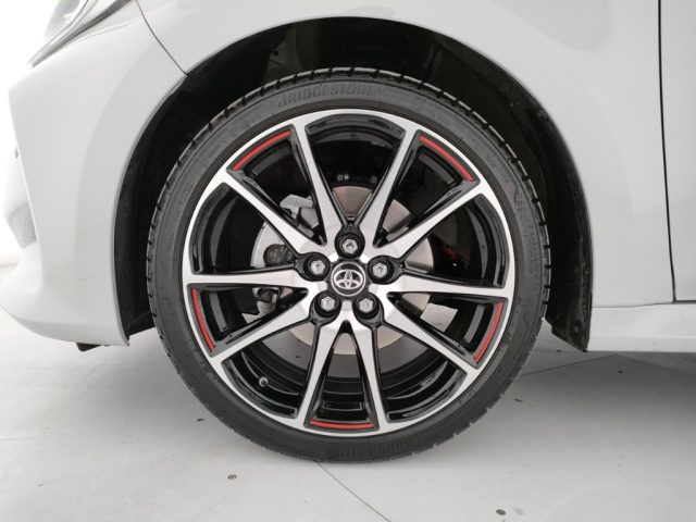 TOYOTA Yaris usata, con Sedili riscaldati