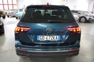 VOLKSWAGEN Tiguan usata, con Autoradio
