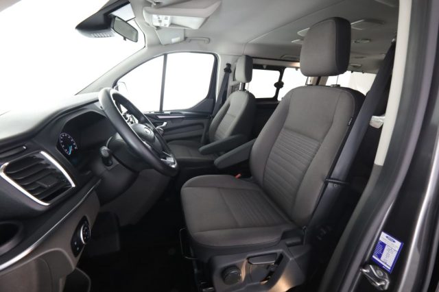 FORD Tourneo Custom usata 2