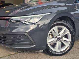 VOLKSWAGEN Golf usata, con Fari LED