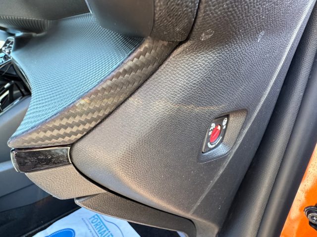 PEUGEOT 2008 usata, con USB