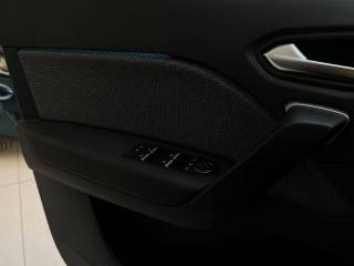 RENAULT Captur usata, con Luci diurne LED