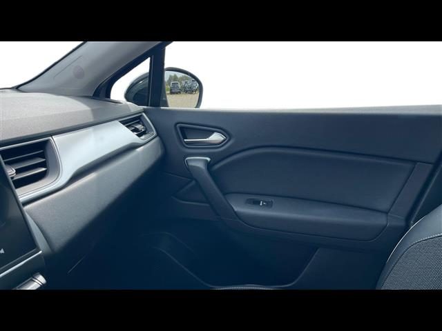 RENAULT Captur usata, con USB