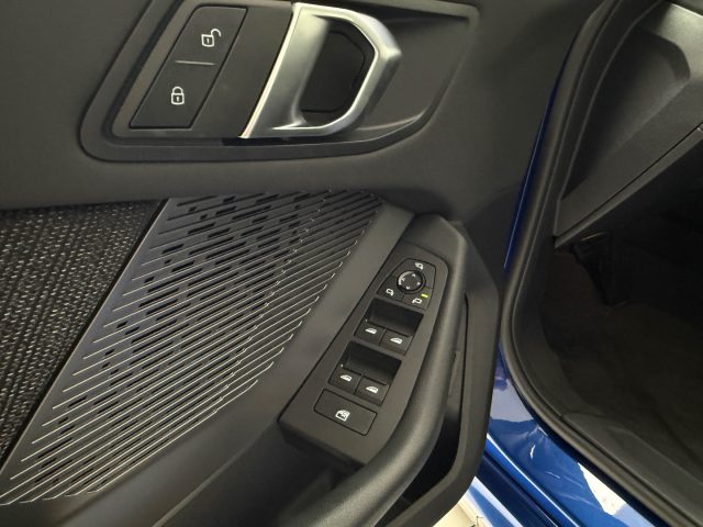 BMW 118 usata, con Luci diurne LED