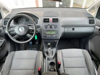 VOLKSWAGEN Touran usata, con Airbag testa