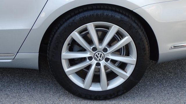 VOLKSWAGEN Passat usata, con Sedili riscaldati