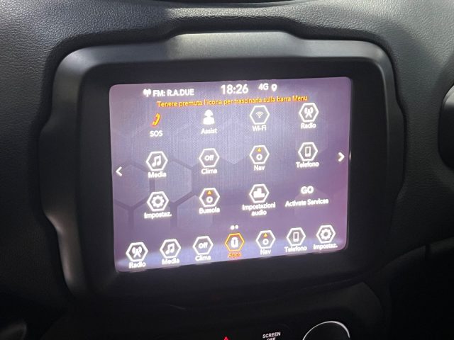 JEEP Renegade usata, con USB