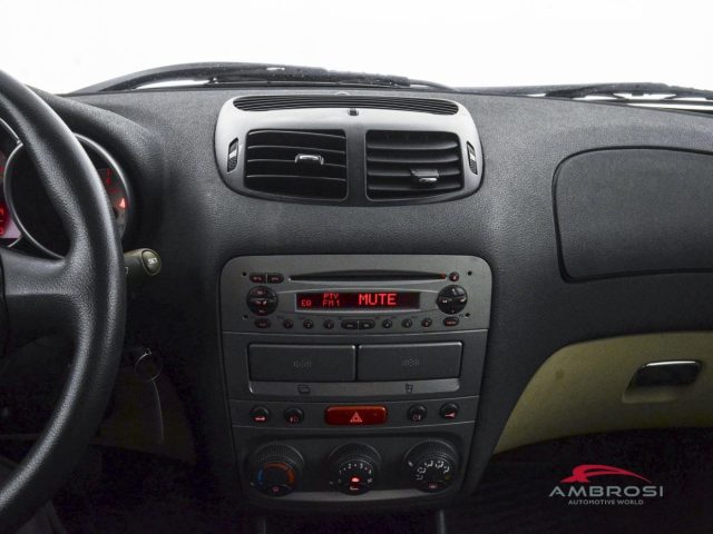 ALFA ROMEO 147 usata 14