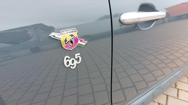 ABARTH 695 usata, con Volante multifunzione