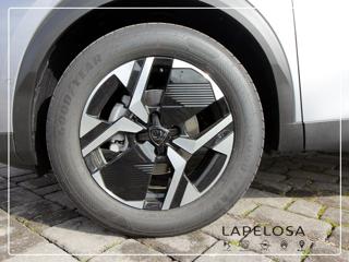 PEUGEOT 2008 usata, con Volante multifunzione