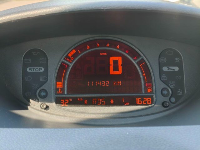 RENAULT Modus usata 17