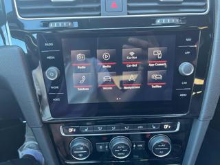 VOLKSWAGEN Golf GTI usata, con Park Distance Control