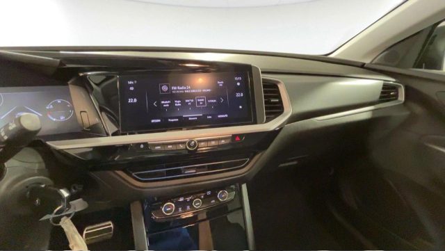 OPEL Grandland usata, con Leve al volante