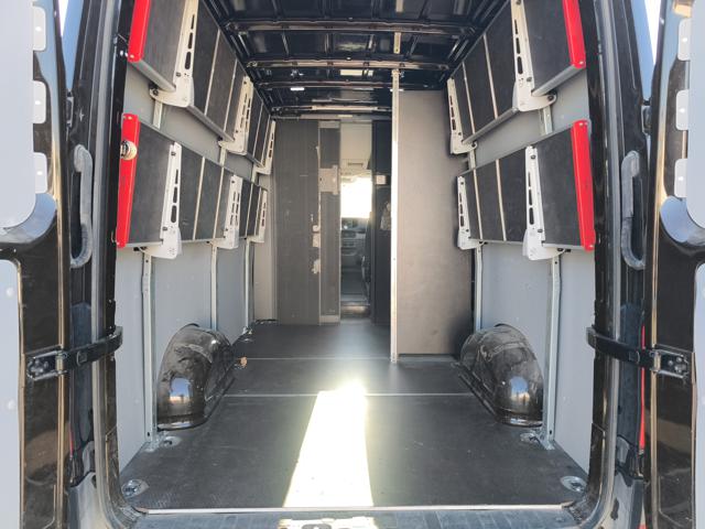 VOLKSWAGEN Crafter usata 16
