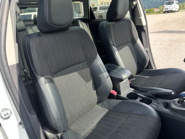 TOYOTA Auris usata 18