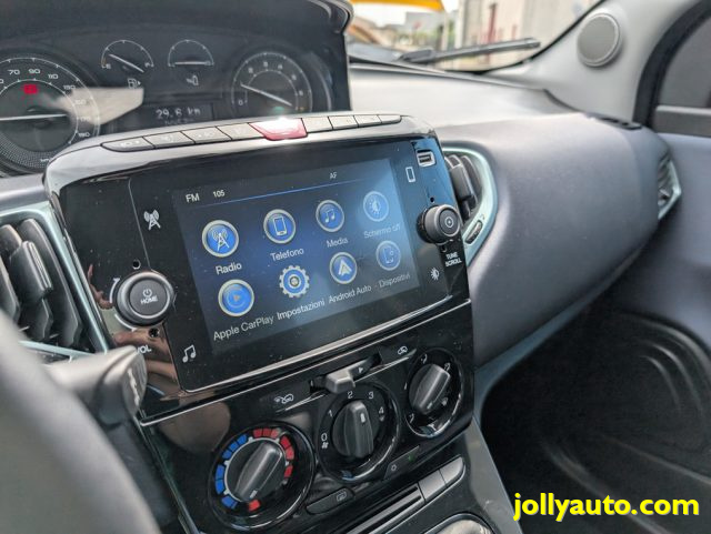 LANCIA Ypsilon usata, con Volante in pelle