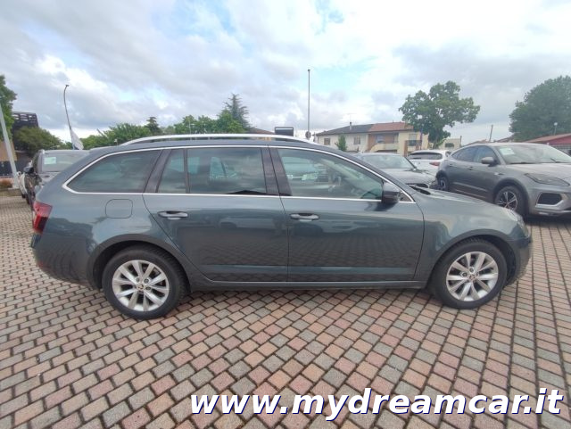SKODA Octavia usata, con Bluetooth