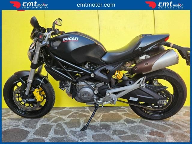 DUCATI Monster 696 usata 2