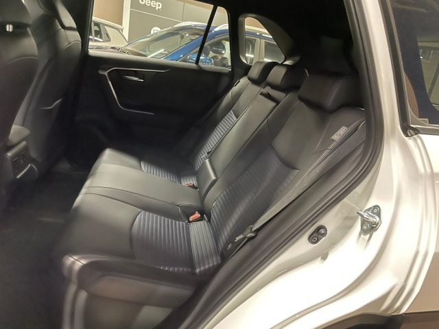 TOYOTA RAV 4 usata, con Fendinebbia