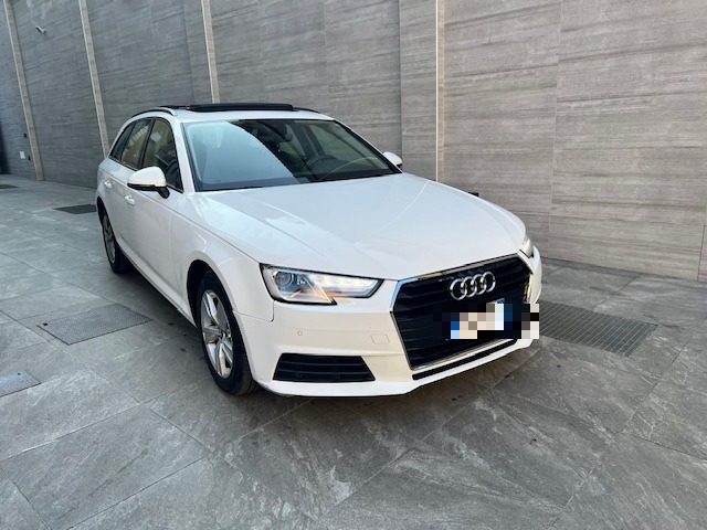 AUDI A4 usata, con Airbag laterali