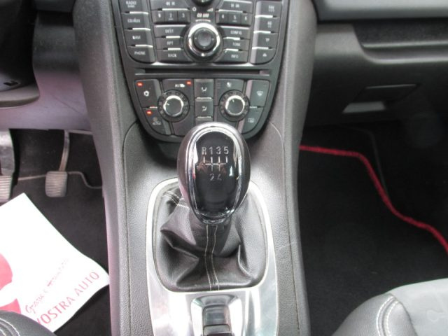 OPEL Meriva usata, con MP3