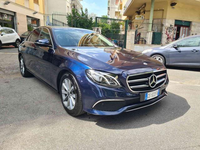 MERCEDES-BENZ E 200 usata, con ABS