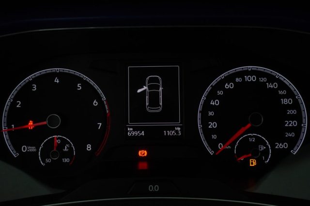 VOLKSWAGEN T-Roc usata 13